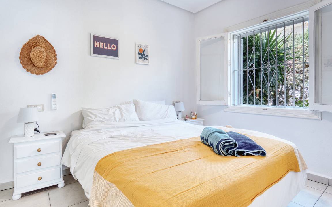 Photo of Bedroom in Los Altos