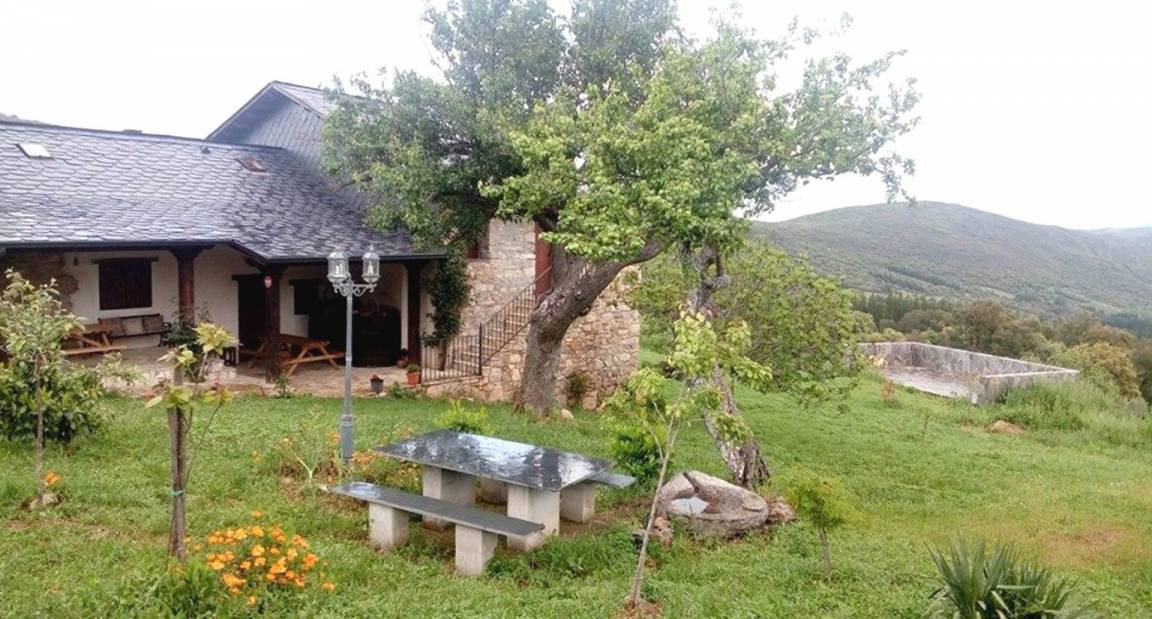 Photo of Buildings in Carucedo
