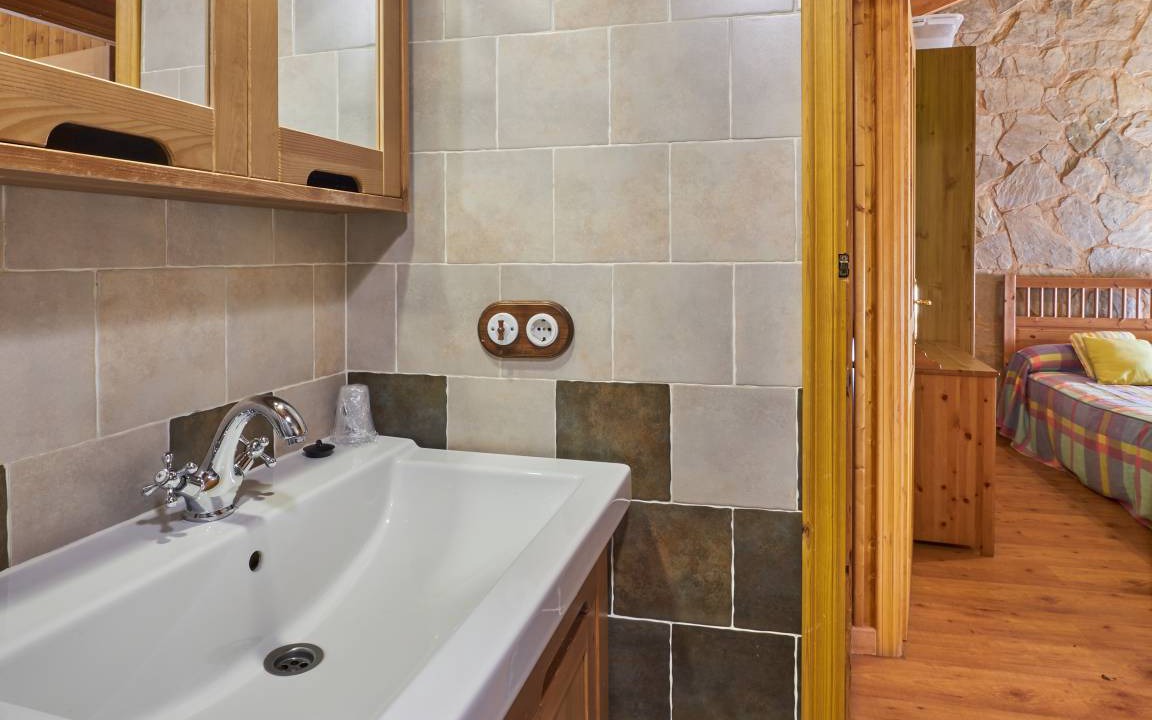 Photo of Bathroom in Benllera