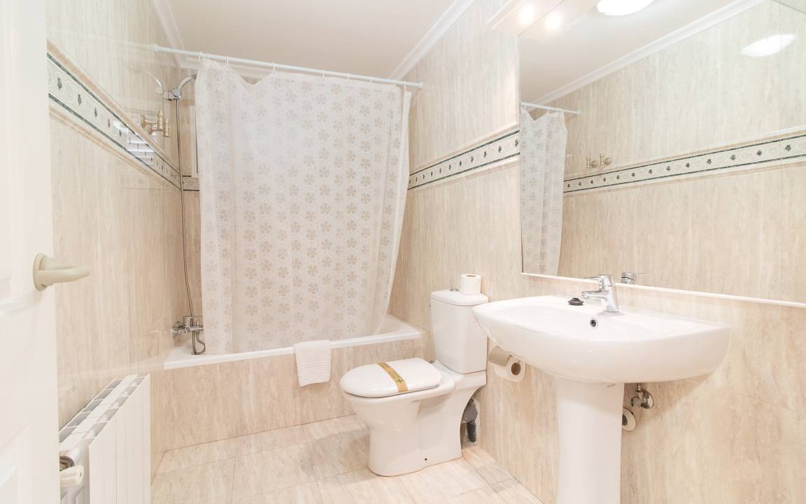 Photo of Bathroom in Almarda
