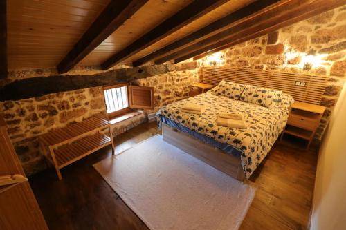 Photo of Bedroom in Orbaneja del Castillo