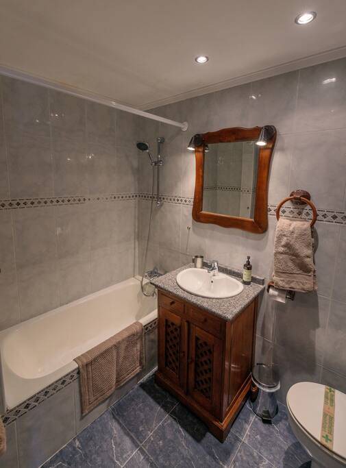 Photo of Bathroom in Moreaga