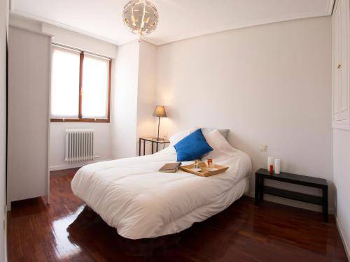 Photo of Bedroom in Haro