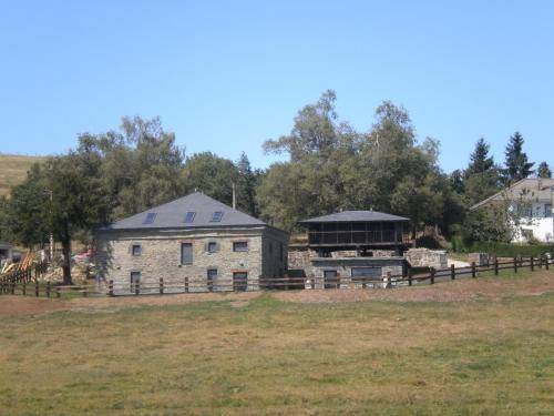 Photo of Buildings in Berducedo