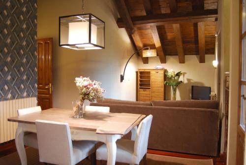 Photo of Livingroom in Sarvise