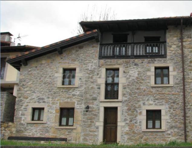 Photo of Buildings in Arenas de Cabrales