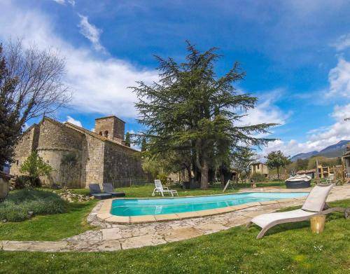 Photo of Outdoor in Maia de Montcal