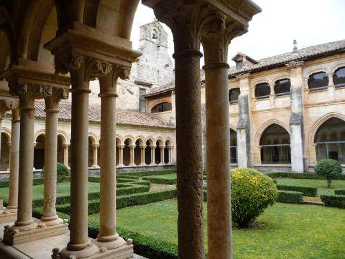Photo of Buildings in Cervera de Pisuerga