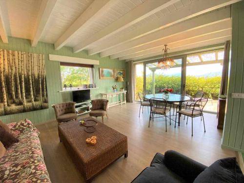 Photo of Livingroom in Parres