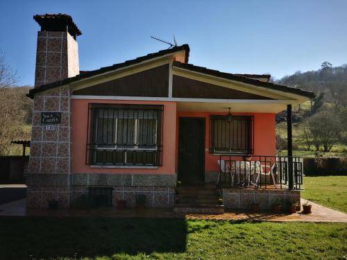 Photo of Buildings in Villamayor