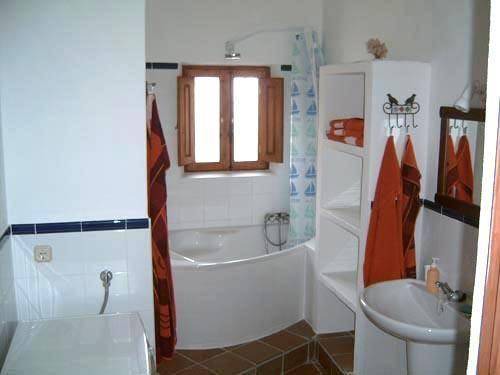 Photo of Bathroom in Huebro