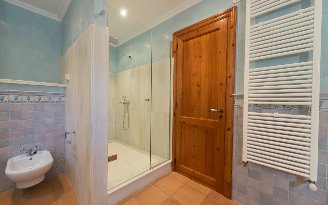 Photo of Bathroom in Fornalutx