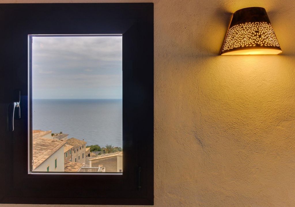 Photo of Bedroom in Banyalbufar
