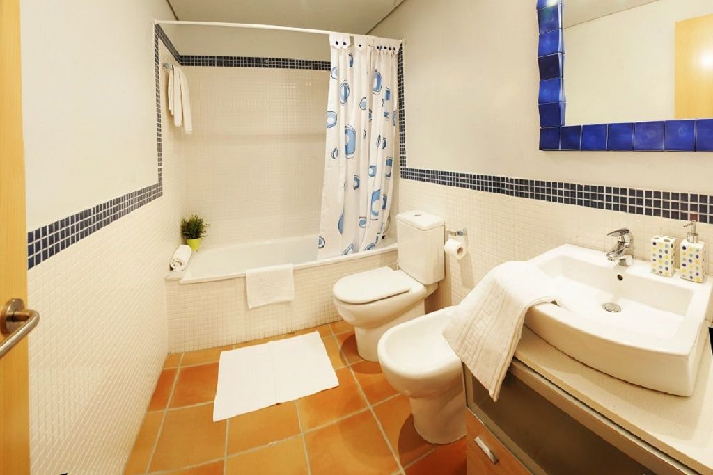 Photo of Bathroom in Parlava