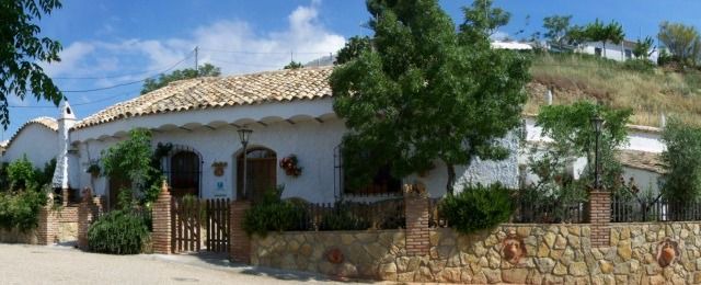Photo of Buildings in Hinojares