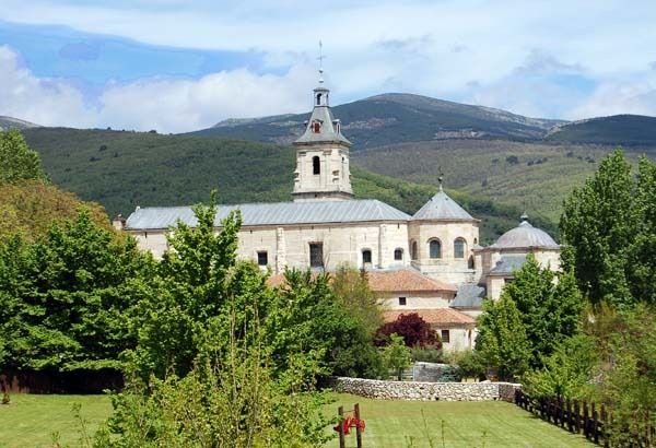 Photo of Buildings in Rascafria