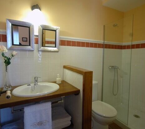 Photo of Bathroom in Panes