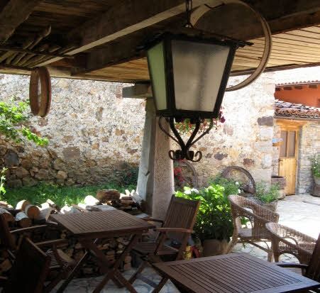 Photo of Patio Balcony in Caunedo