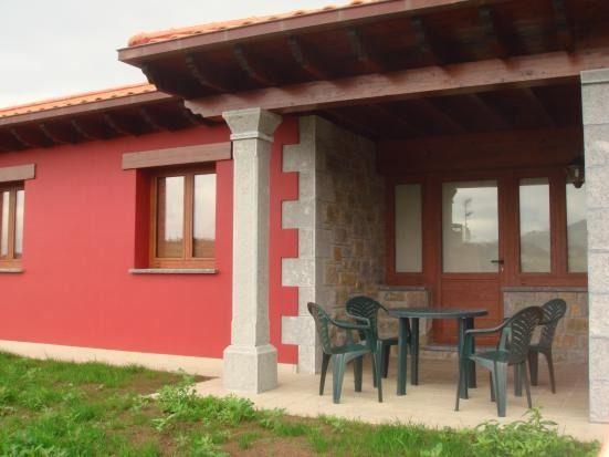 Photo of Buildings in Terenes