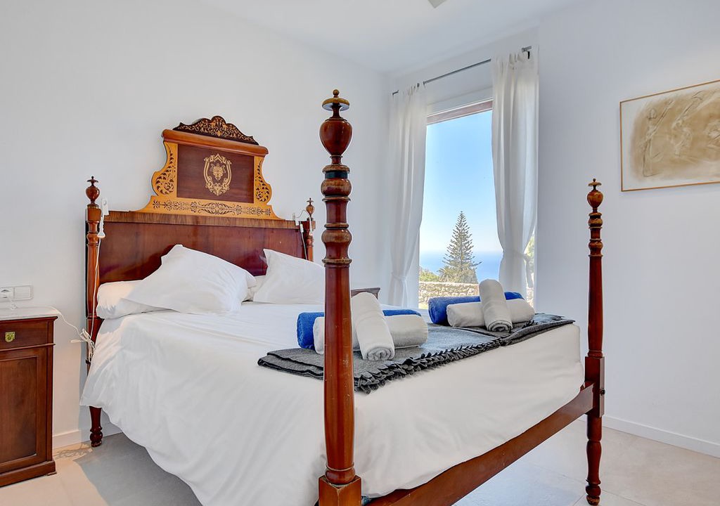 Photo of Bedroom in Estellencs