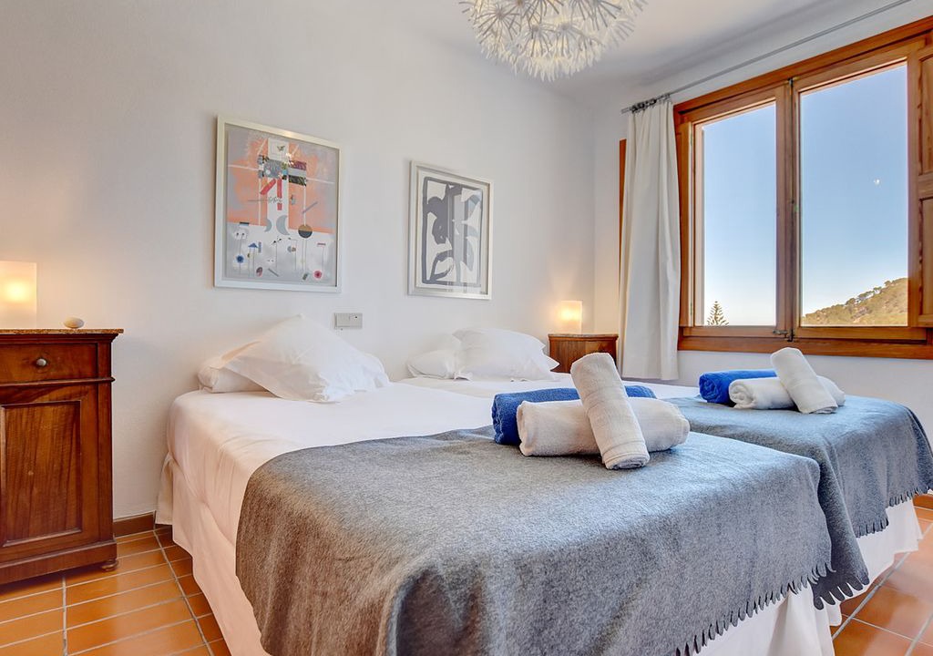 Photo of Bedroom in Estellencs