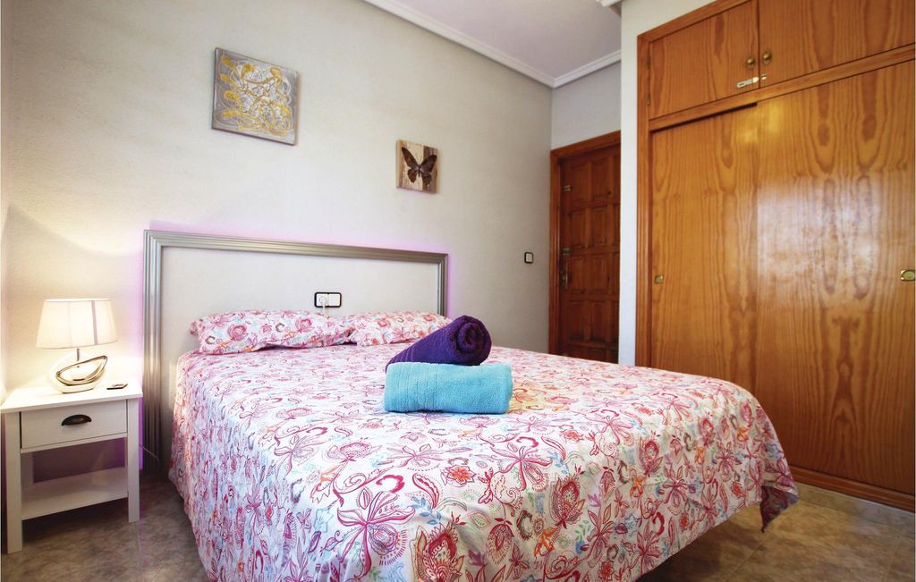 Photo of Bedroom in Los Altos
