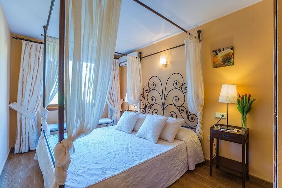 Photo of Bedroom in El Toro