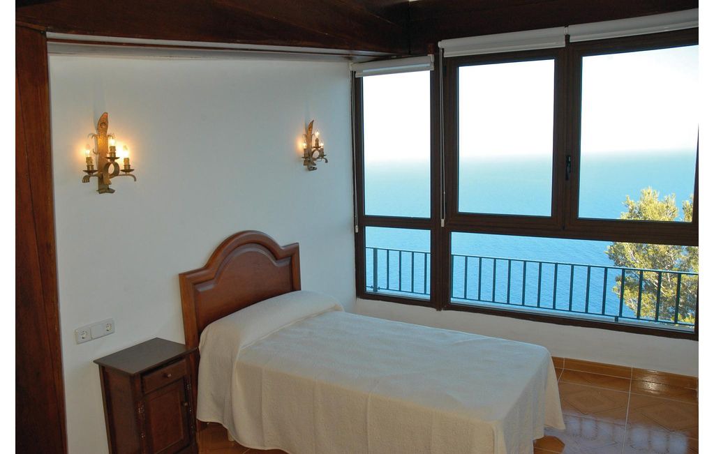 Photo of Bedroom in Estellencs