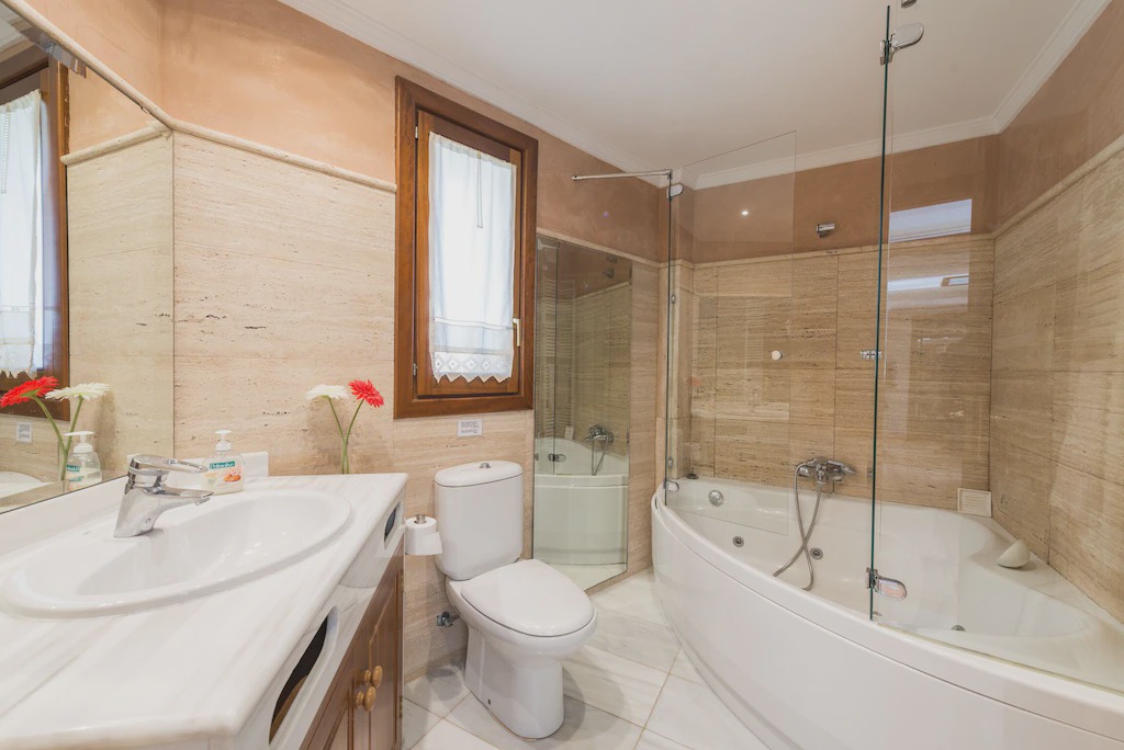 Photo of Bathroom in S'Arxiduc