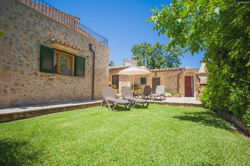 Photo of Buildings in Pollensa