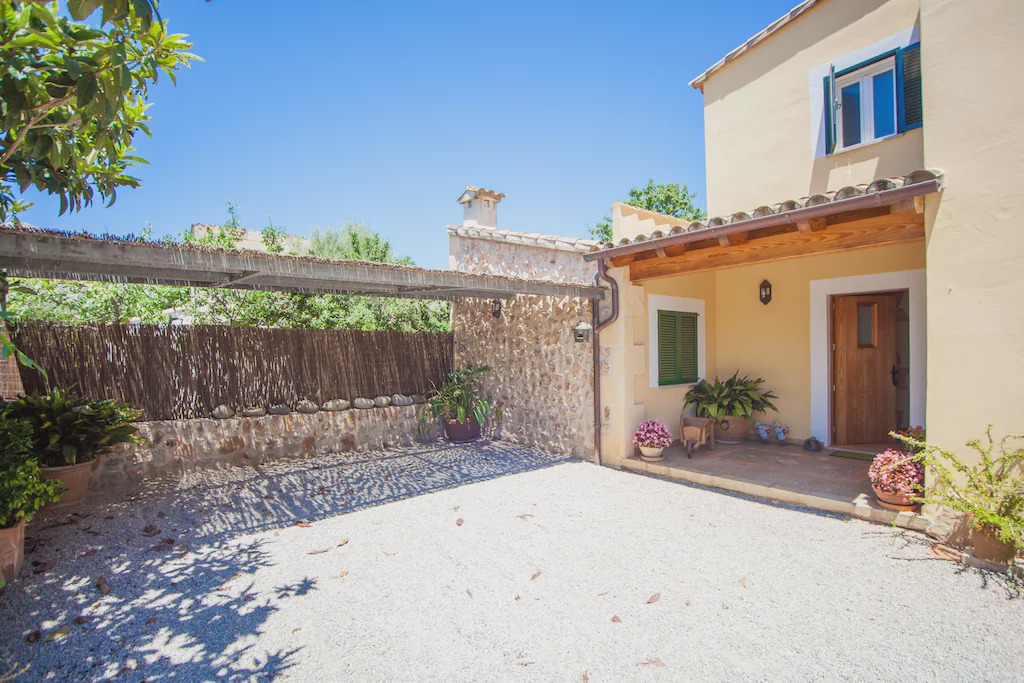 Photo of Buildings in Pollensa