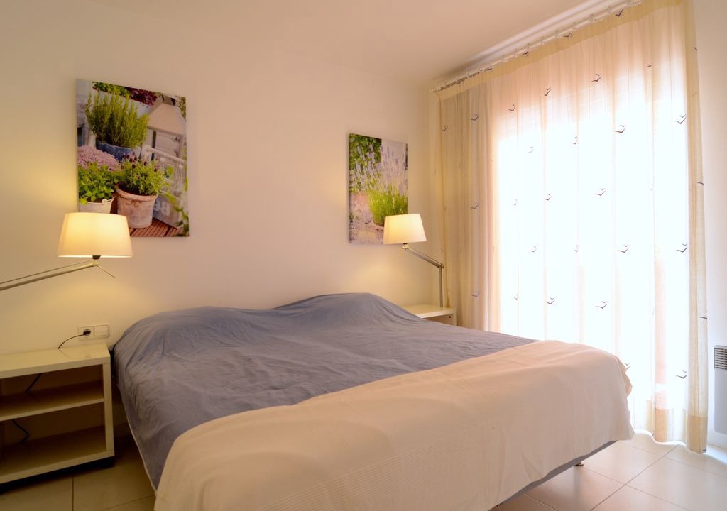 Photo of Bedroom in Pals