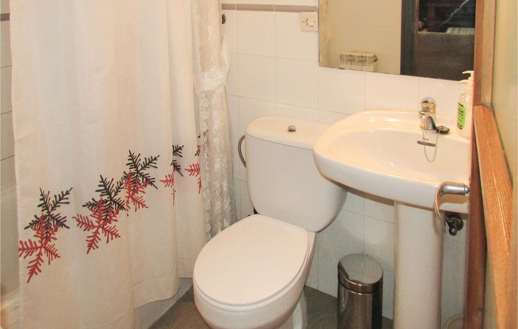 Photo of Bathroom in Aldeanueva de la Sierra