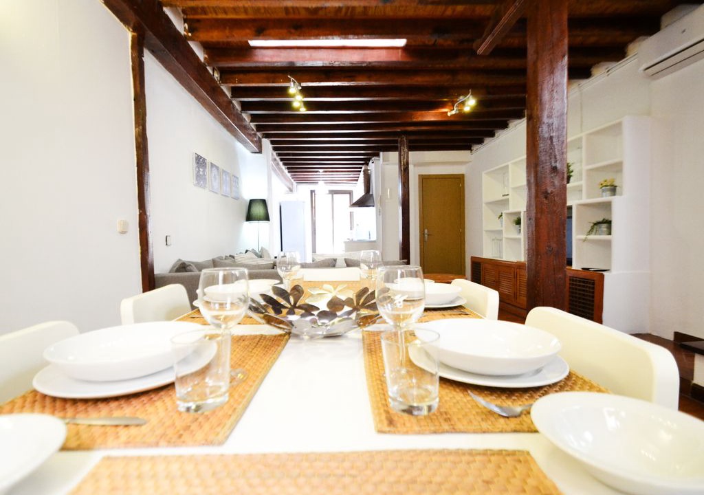 Photo of Others in La Llotja-Born