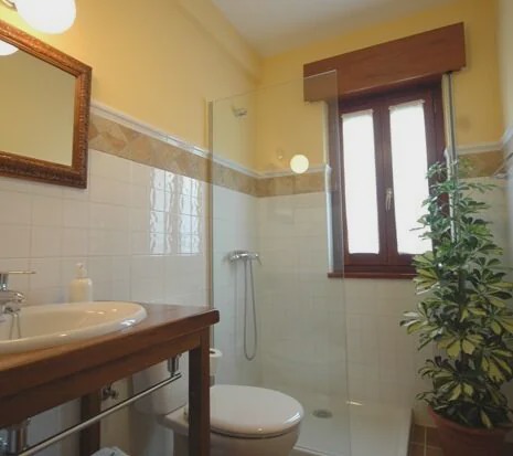 Photo of Bathroom in Panes
