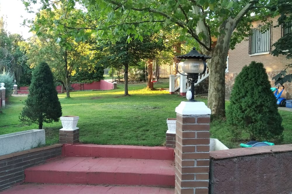 Photo of Outdoor in San Roman de Los Montes