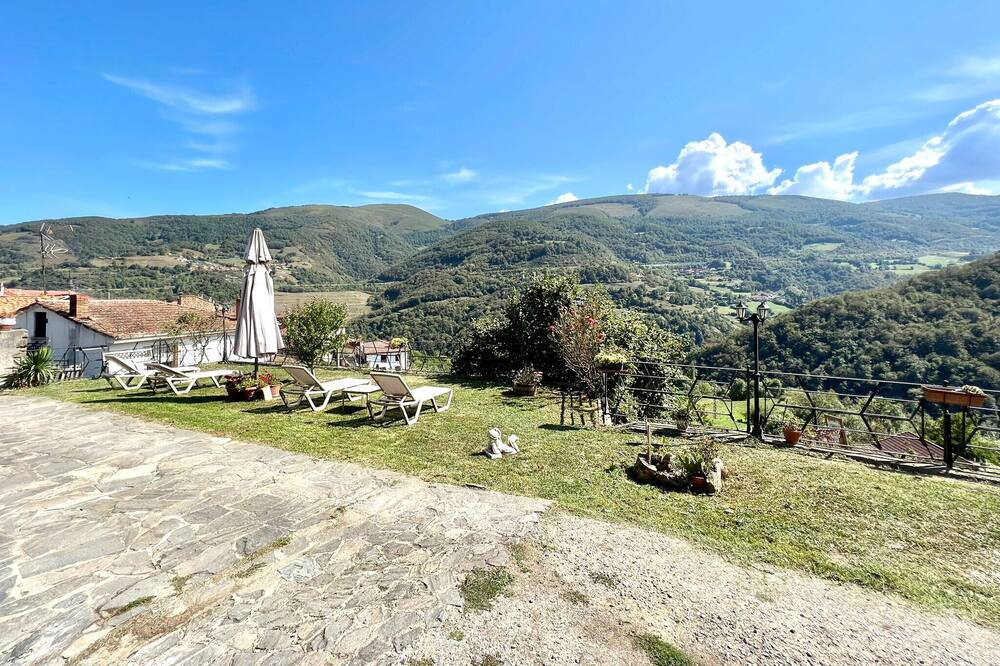 Photo of Outdoor in Jomezana De Abajo