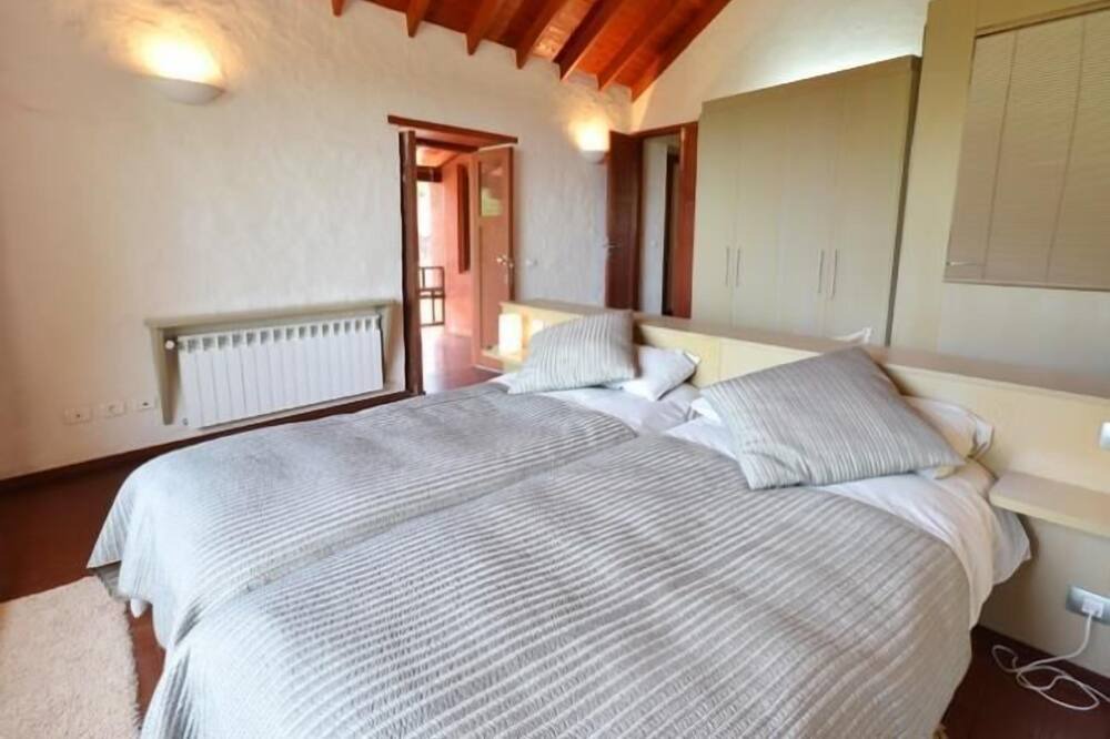 Photo of Bedroom in Vega de San Mateo