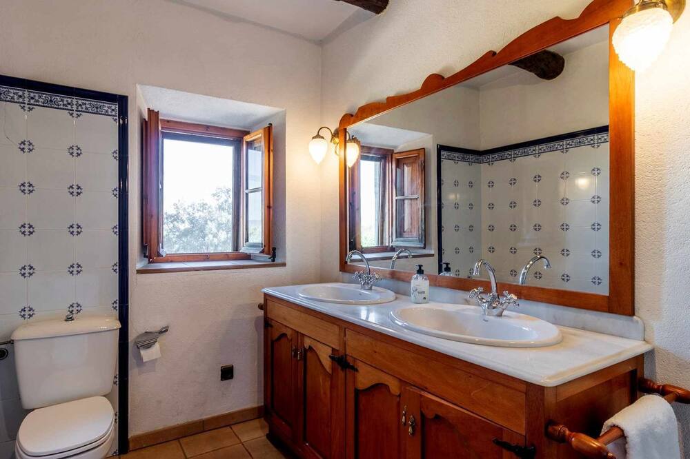 Photo of Bathroom in Fornells de la Selva