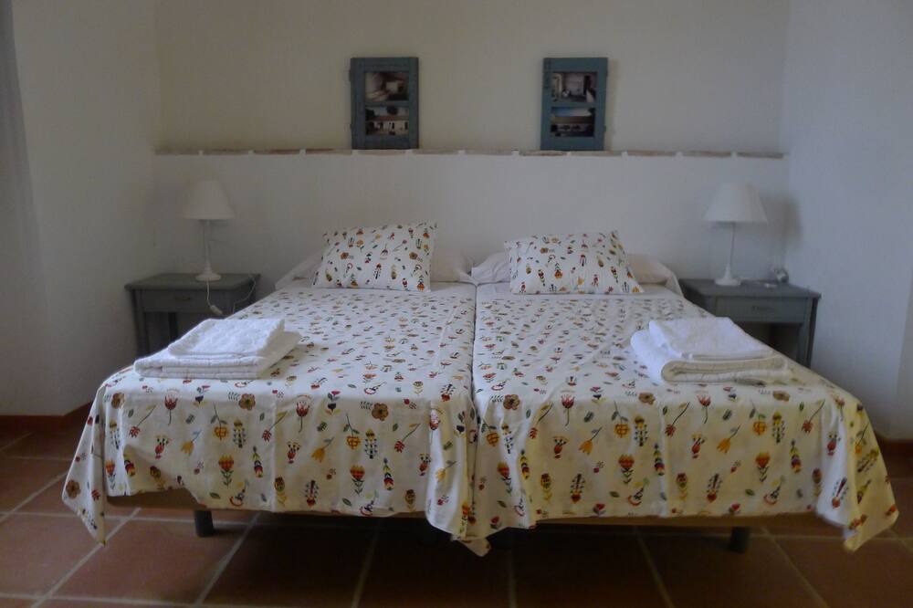 Photo of Bedroom in Torredonjimeno