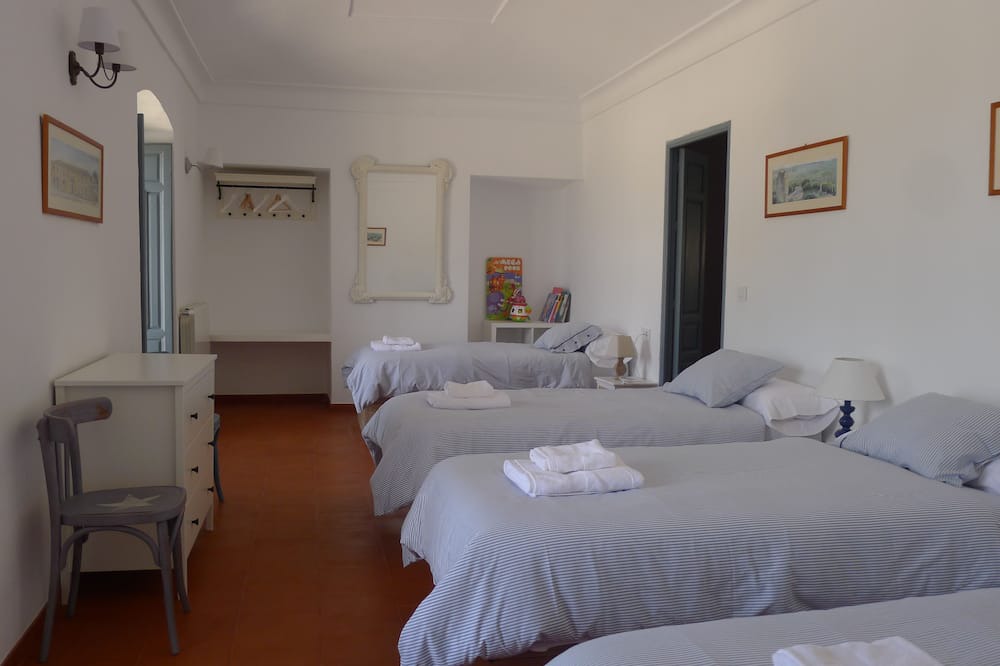 Photo of Bedroom in Torredonjimeno