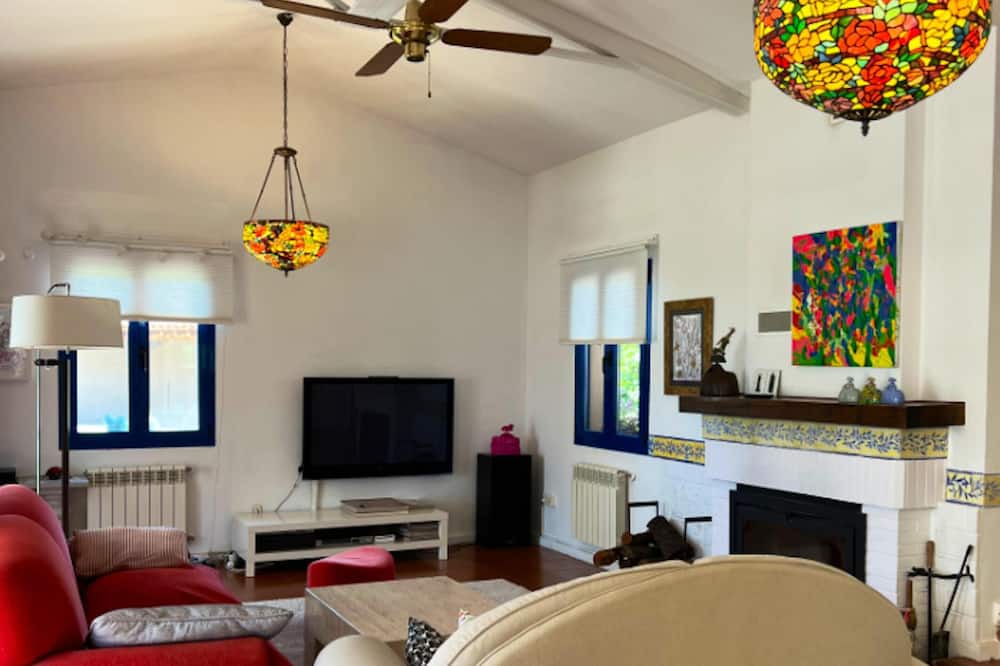 Photo of Livingroom in Uceda