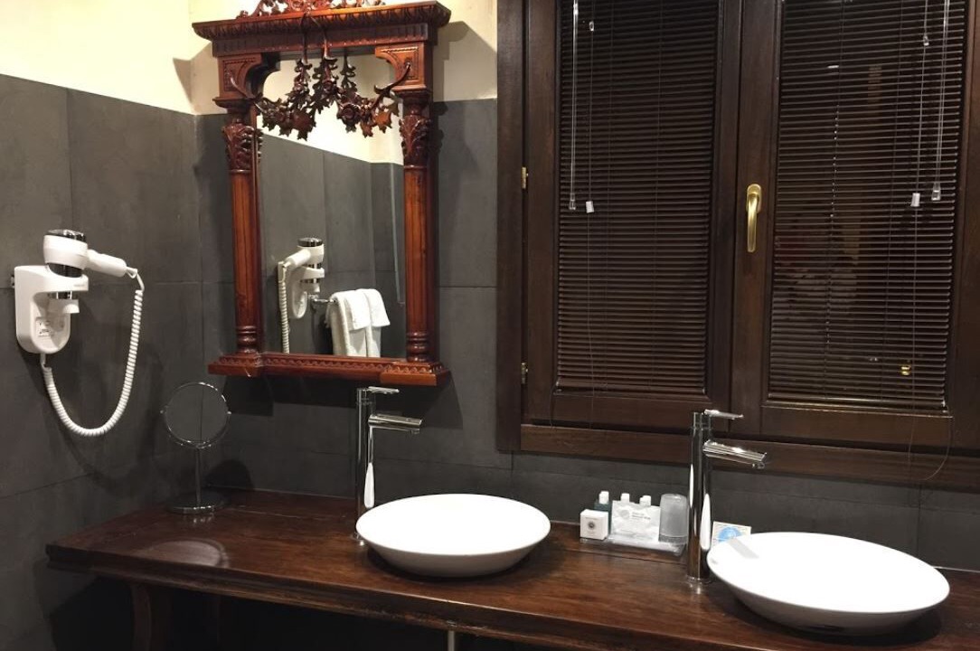 Photo of Bathroom in Jerte