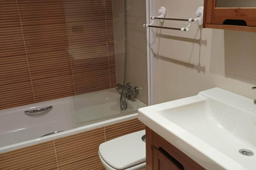 Photo of Bathroom in Penafiel