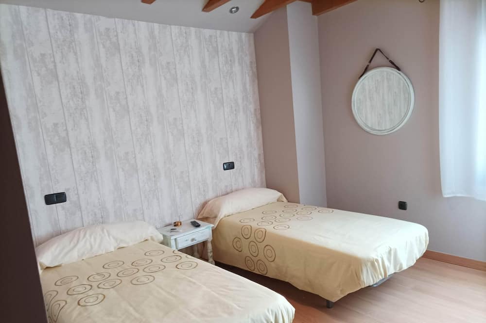 Photo of Bedroom in Penafiel