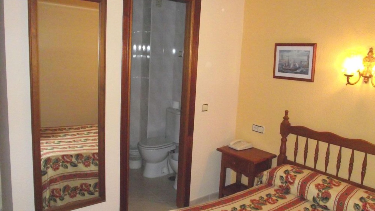 Photo of Bedroom in Fuengirola City Centre
