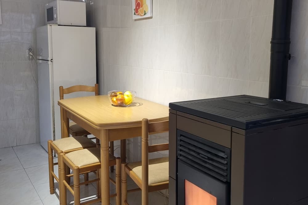 Photo of Kitchen in Pradoluengo