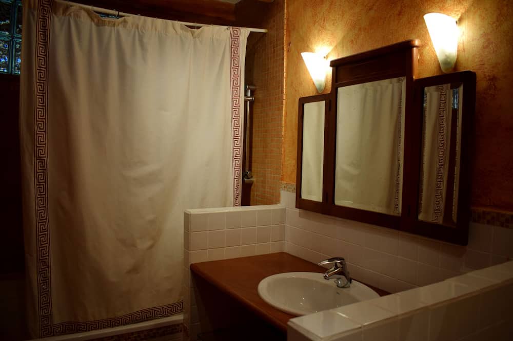 Photo of Bathroom in Calatanazor