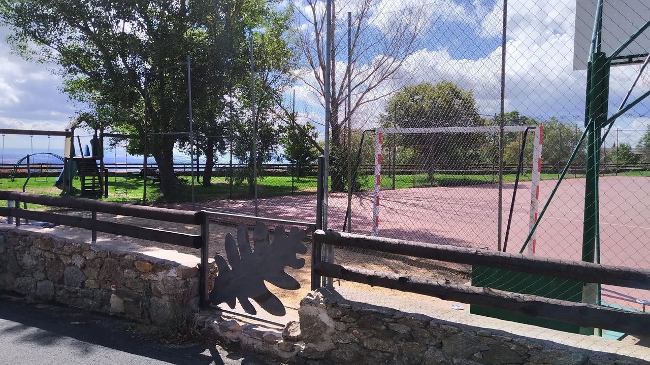 Photo of Outdoor in Bustares