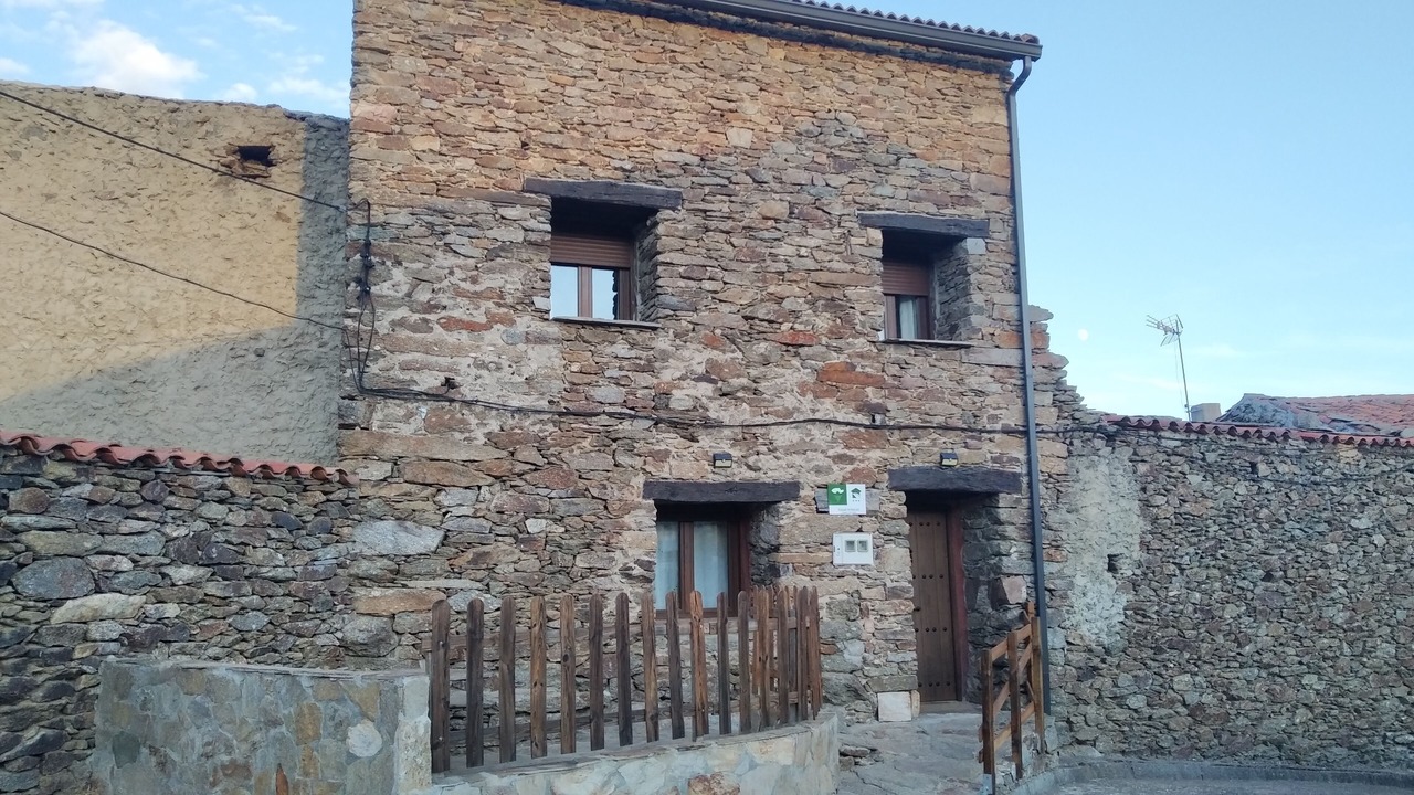 Photo of Outdoor in Bustares